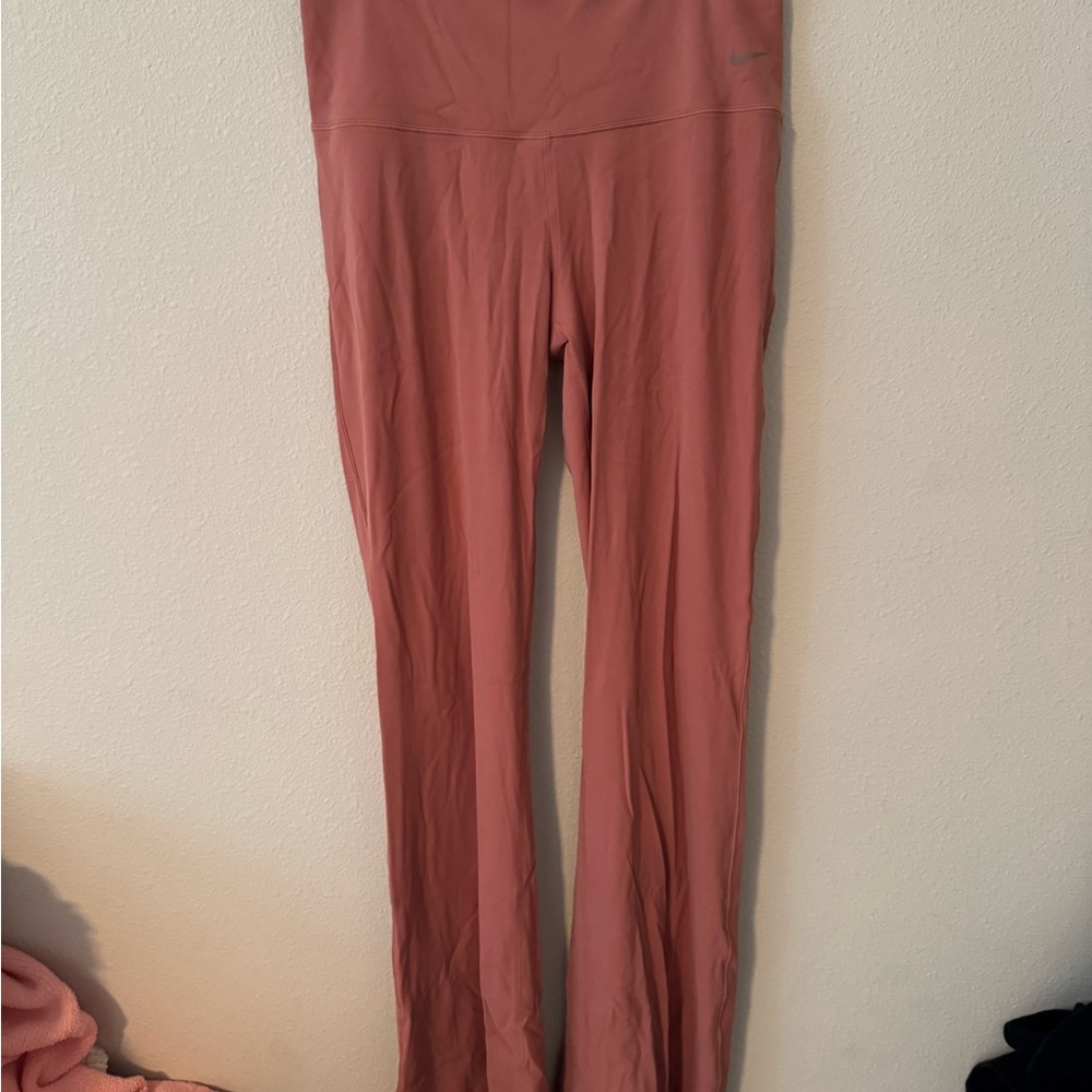 Nike Dusty Rose Leggings